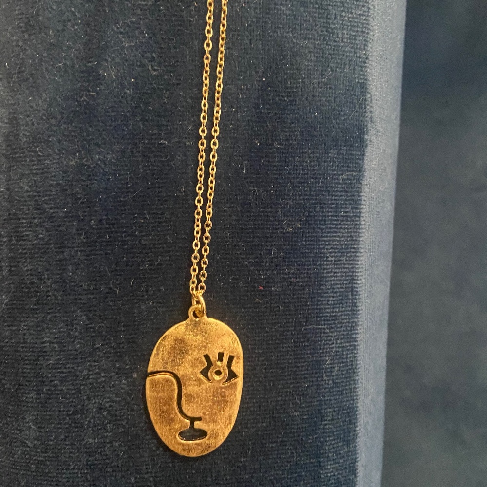 Face Necklace Gold Tone